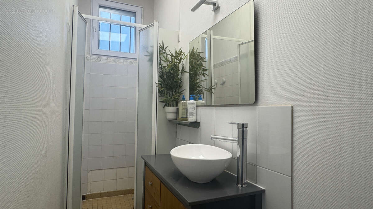 Maison à SAINTE-BAZEILLE