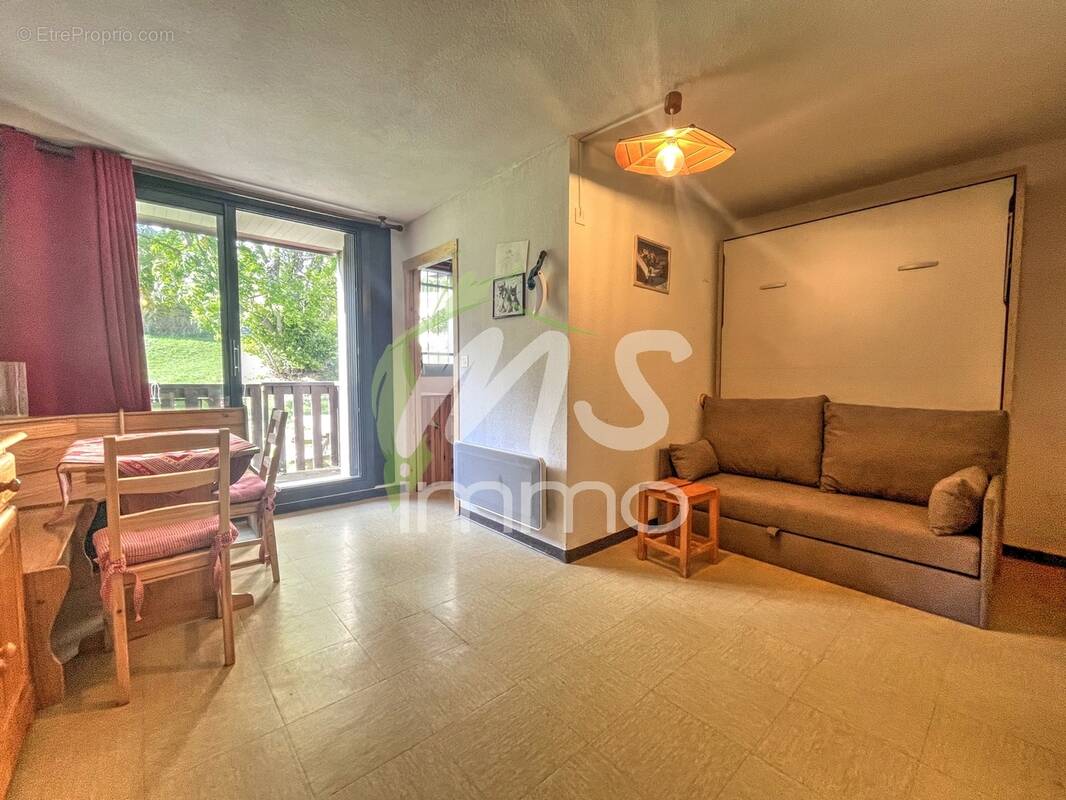 Appartement à REALLON