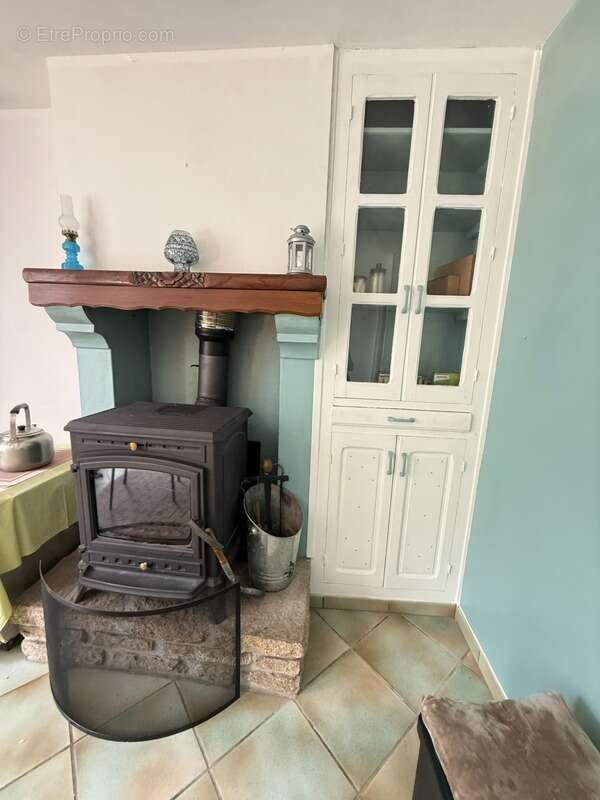 Longère en pierre 90m², sur terrain de 2379m² 69 990 € - photo 5