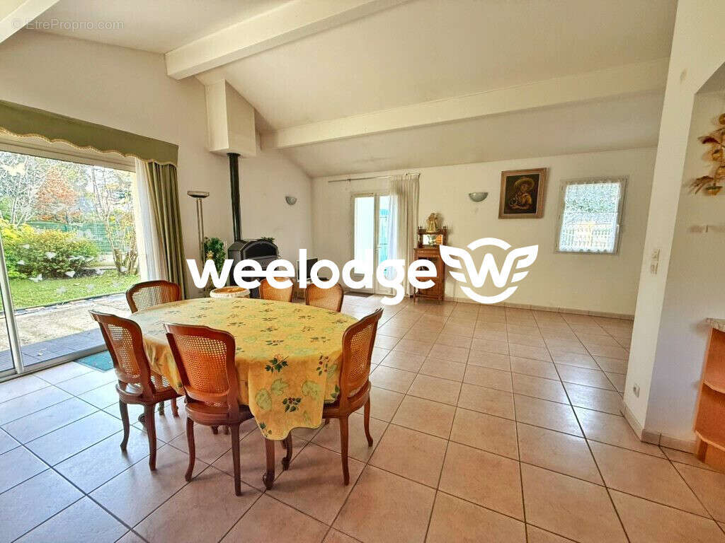 Maison à L'ISLE-D'ESPAGNAC