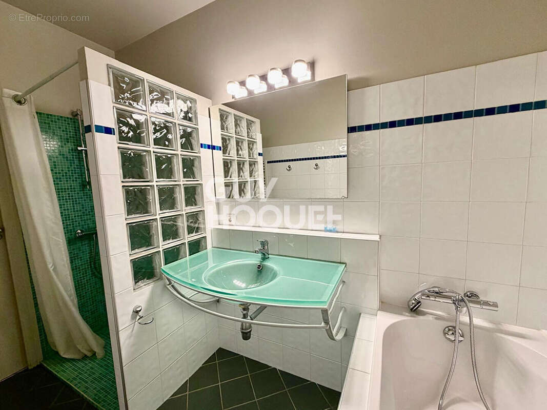 Appartement à AIX-LES-BAINS