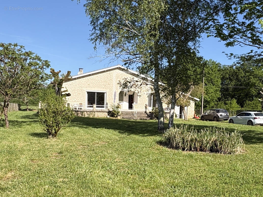 Maison à BETAILLE