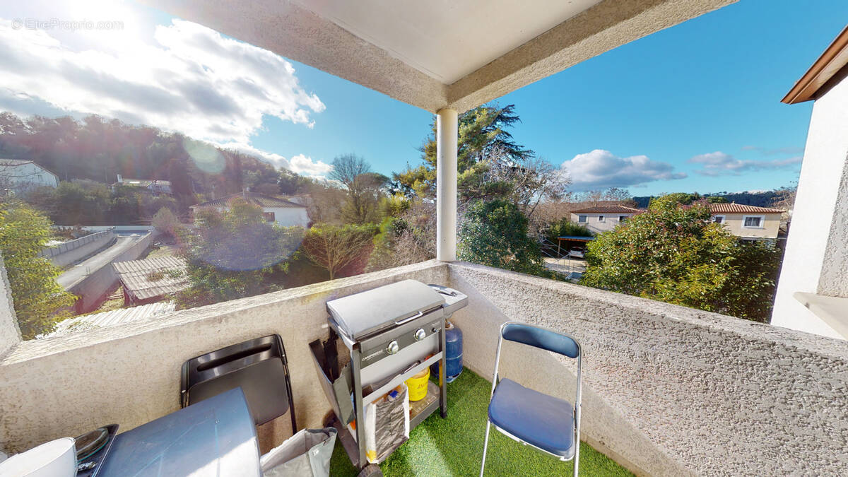 Appartement à PRADES-LE-LEZ