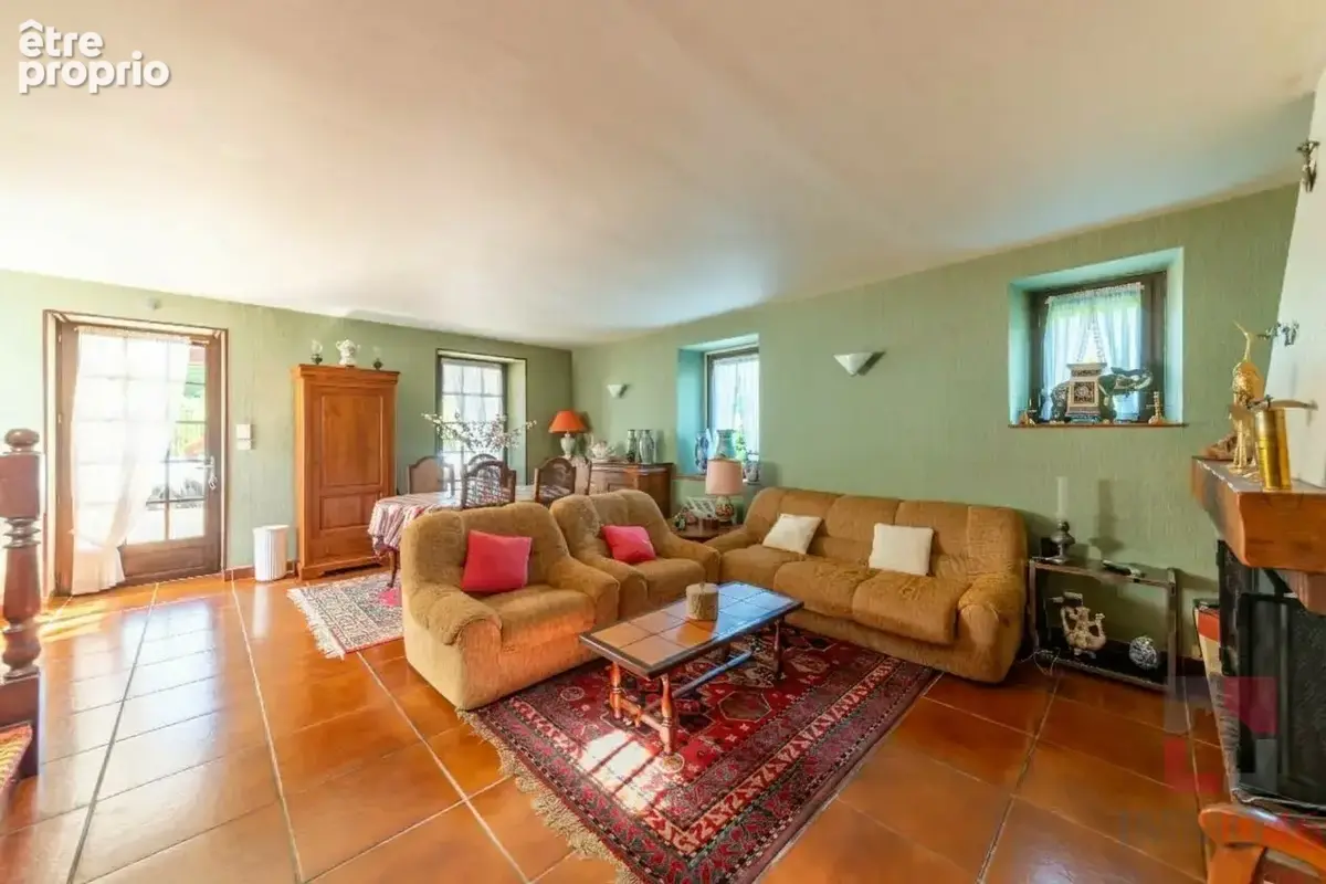 Maison 11 pièces 215 m² à vendre à Parnac (46140) - photo 3