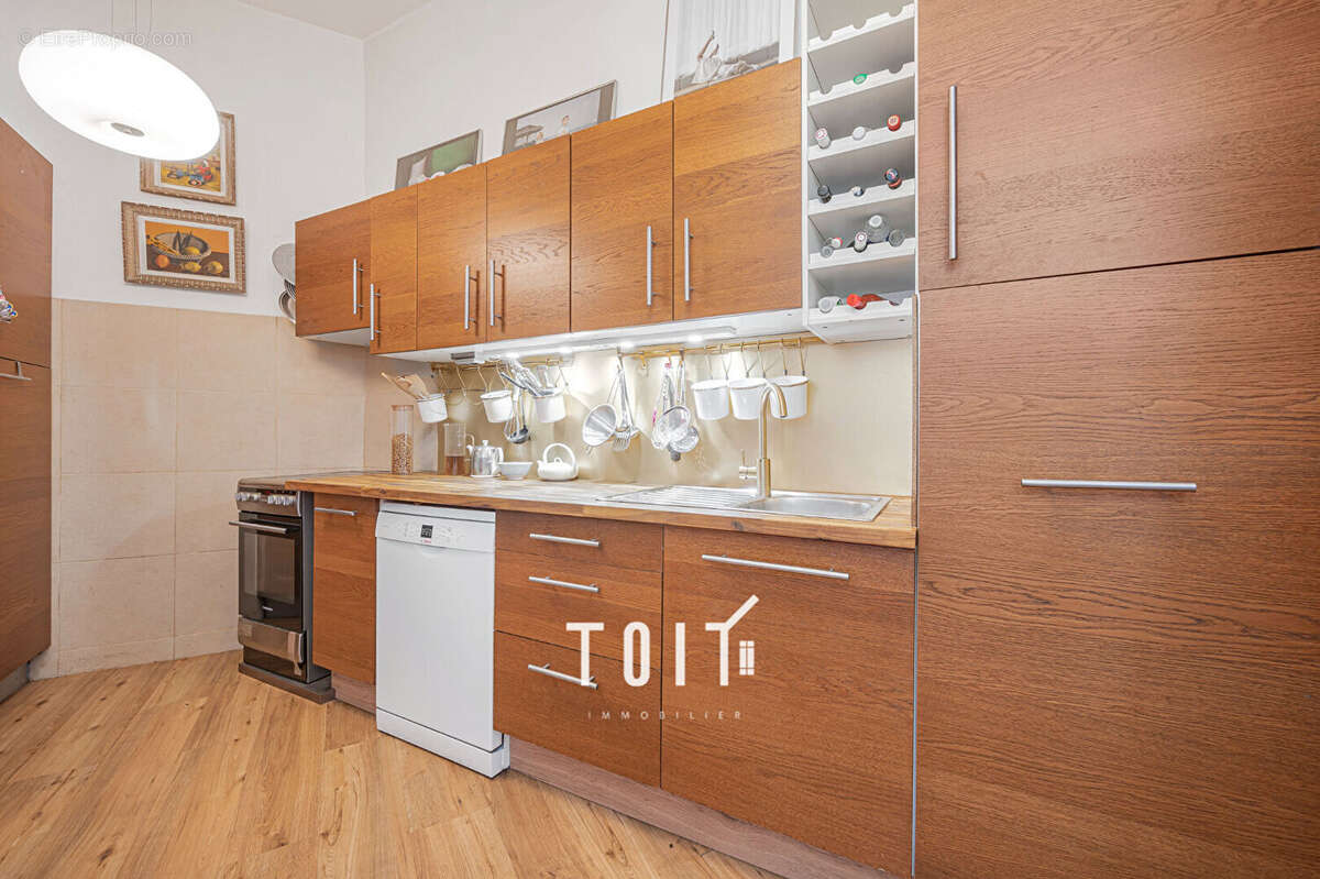 Appartement à PARIS-14E