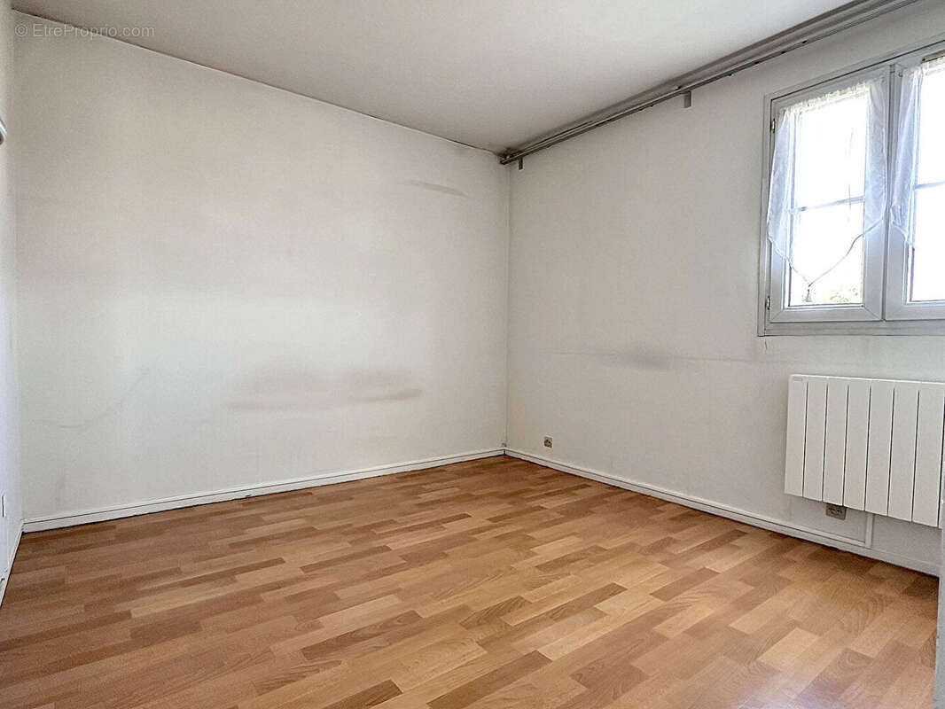 Appartement à MONTIGNY-LE-BRETONNEUX