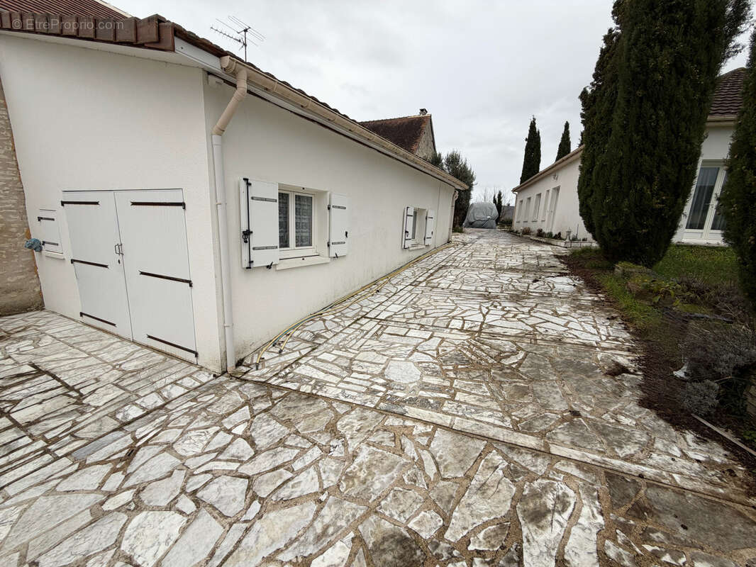 Maison à CHATELLERAULT