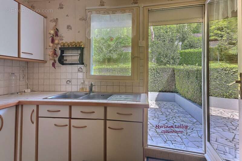 Maison à LA BONNEVILLE-SUR-ITON
