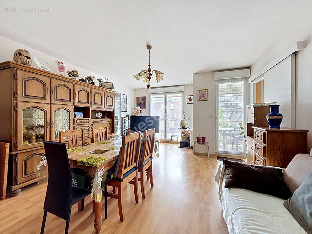 Appartement à REZE