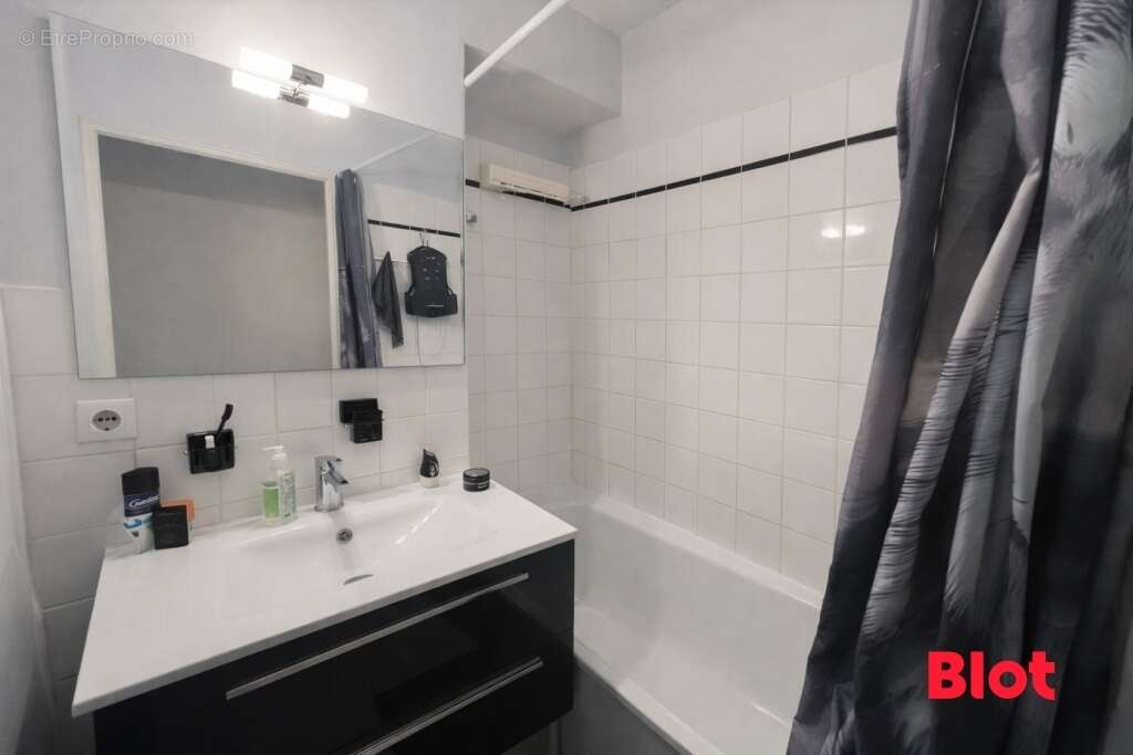 Appartement à CHARTRES-DE-BRETAGNE