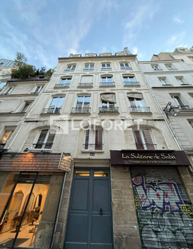 Appartement à PARIS-2E
