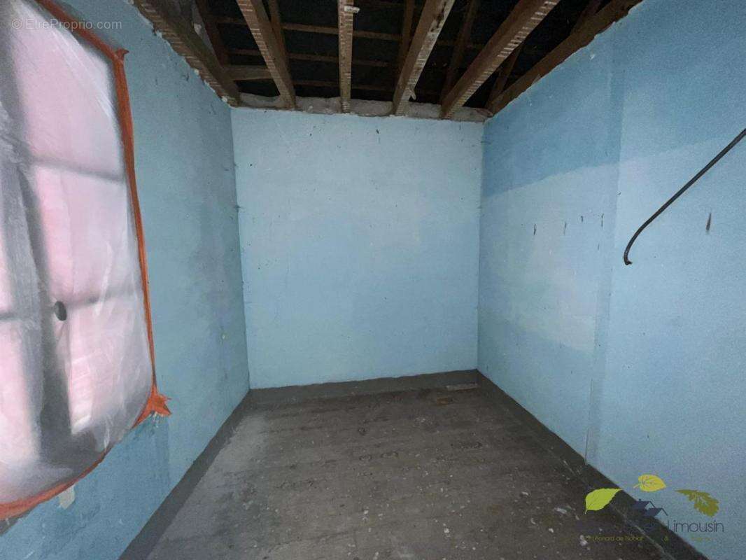 Maison à SAINT-MOREIL