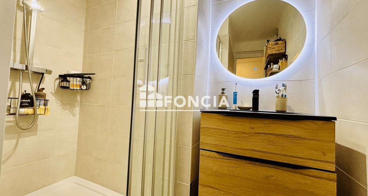 Appartement à HYERES