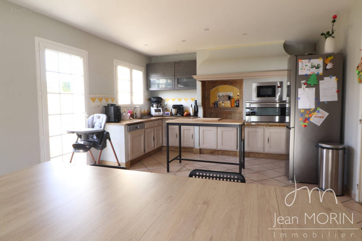 Maison à BEAUMONT-LES-VALENCE