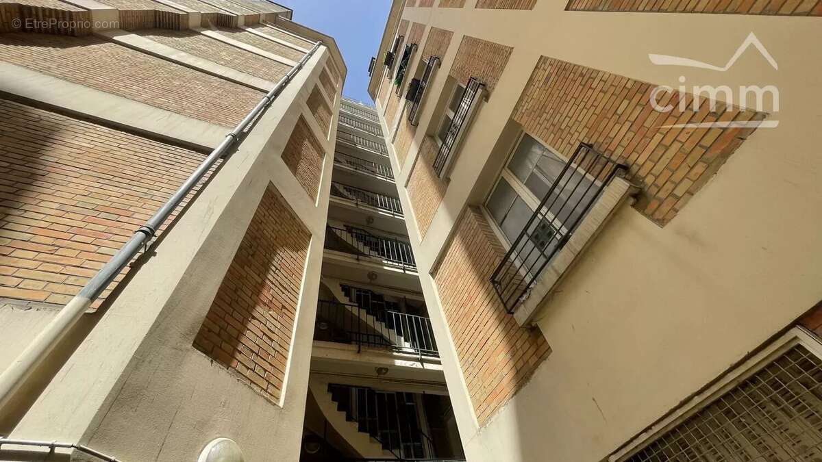 Appartement à PARIS-19E