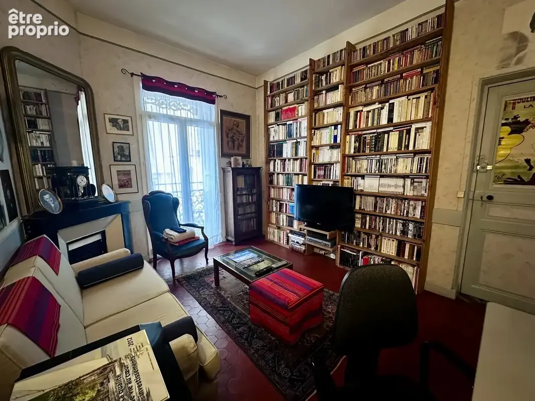 Vaste apt F4 dans maison bourgeoise, terrasses, atelier, cave - photo 4
