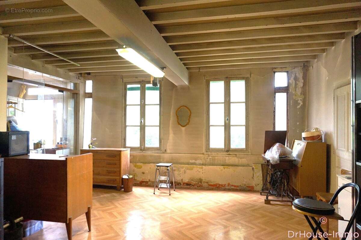 Maison 170 m² à Assenay  - photo 20