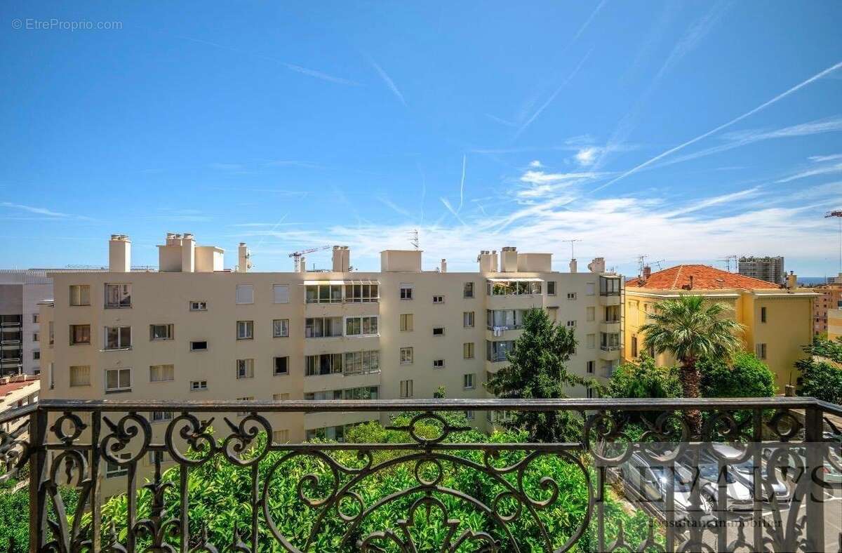 Maison à BEAUSOLEIL