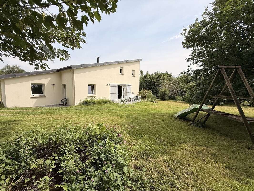 Maison à QUERRIEN
