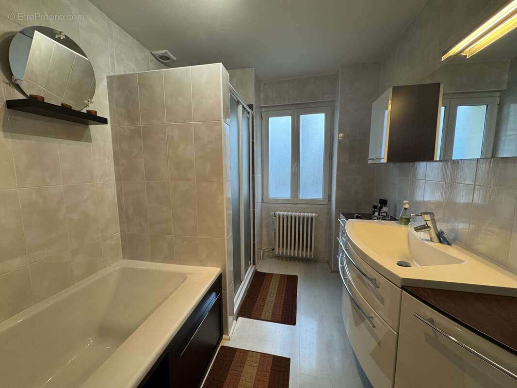 Maison à VILLEFRANCHE-D'ALBIGEOIS