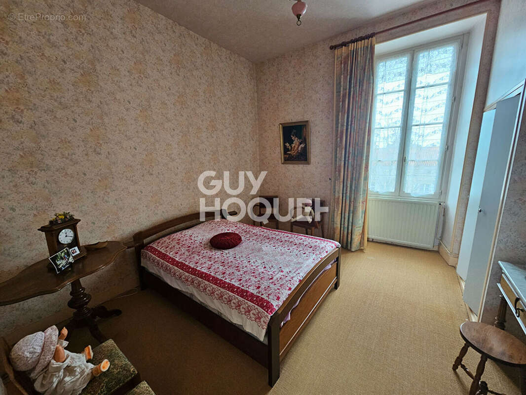 Maison à FONTENAY-LE-COMTE