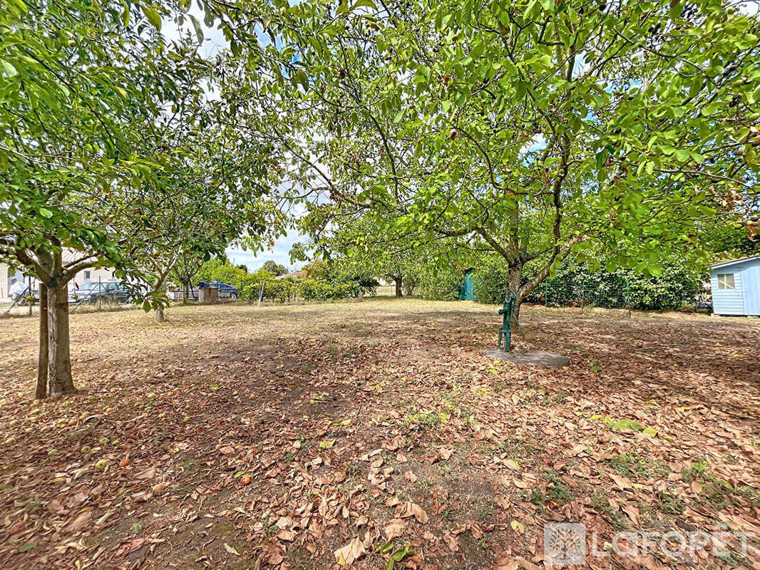 Maison à SAINT-ROMAIN-LA-VIRVEE
