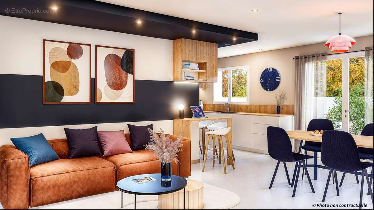 Maison à BEAUMONT-LA-RONCE