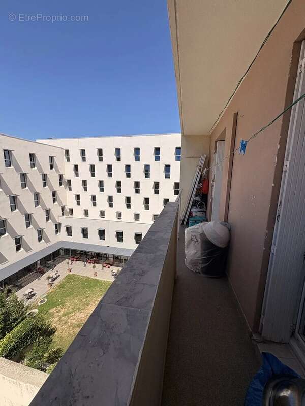 Appartement à MARSEILLE-2E
