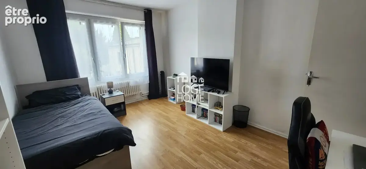 Chambre appartement 1er étage