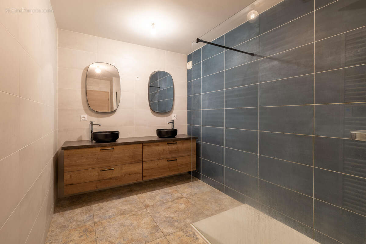 Appartement à AMNEVILLE