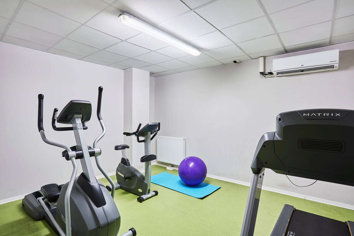 Appartement à MARSEILLE-5E