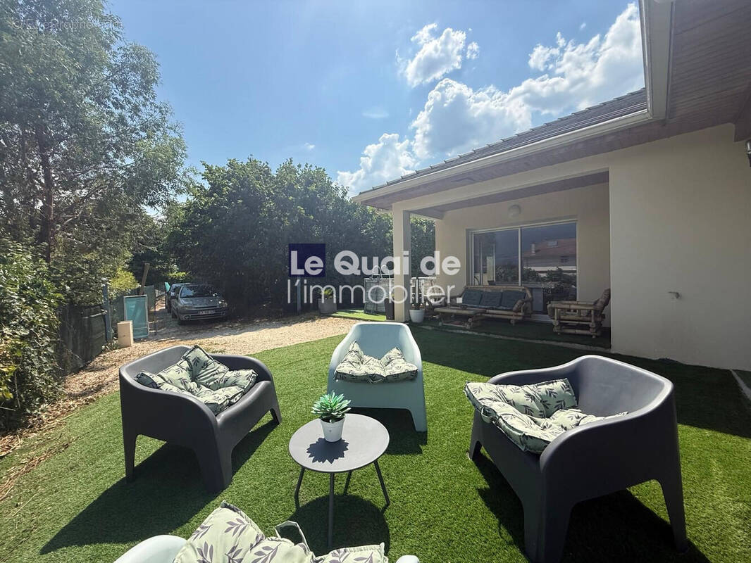 Maison 108 m² à Le Touvet  - photo 1