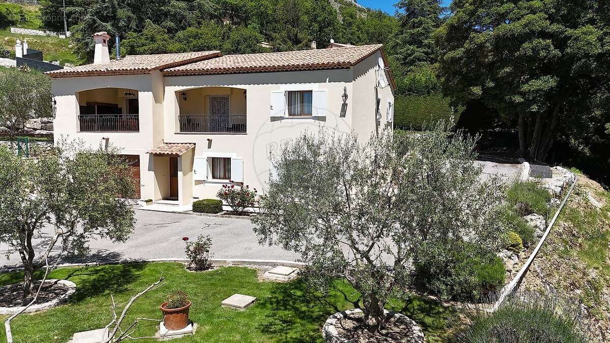 Maison à COURSEGOULES