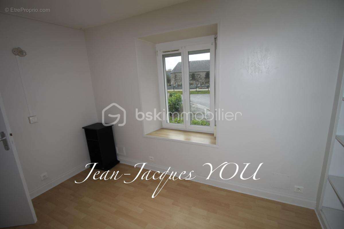 Maison à VILLEDIEU-LES-POELES