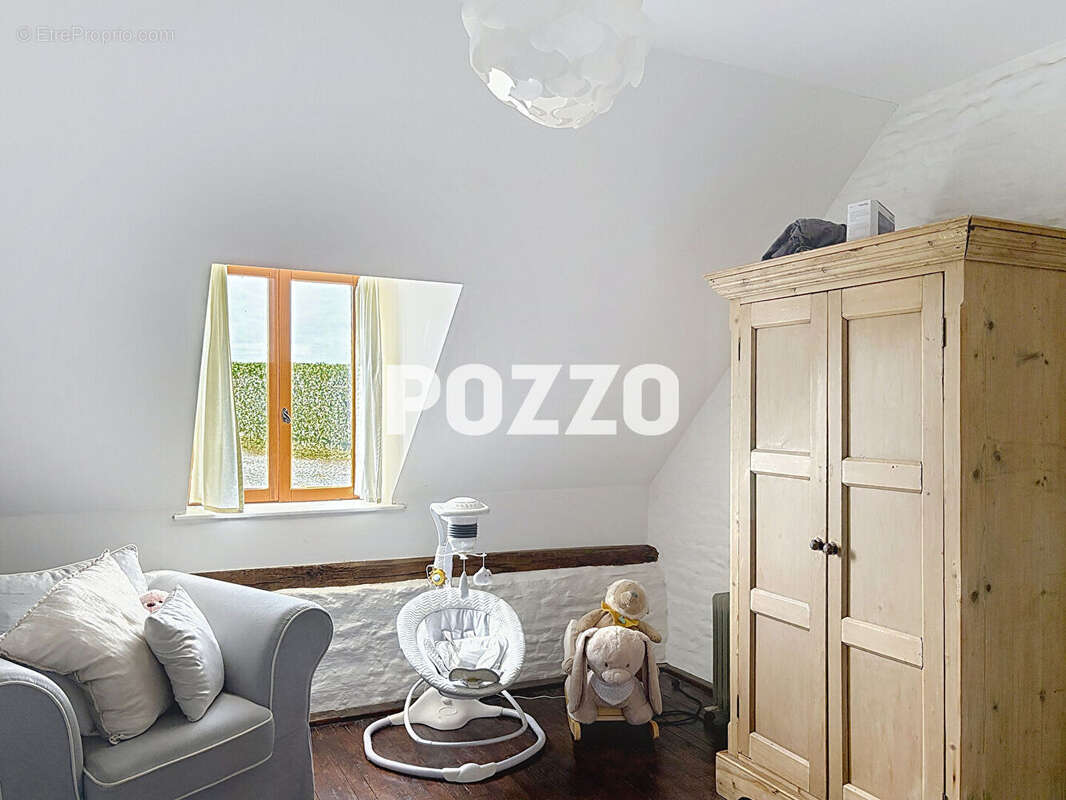 Maison à MONTJOIE-SAINT-MARTIN