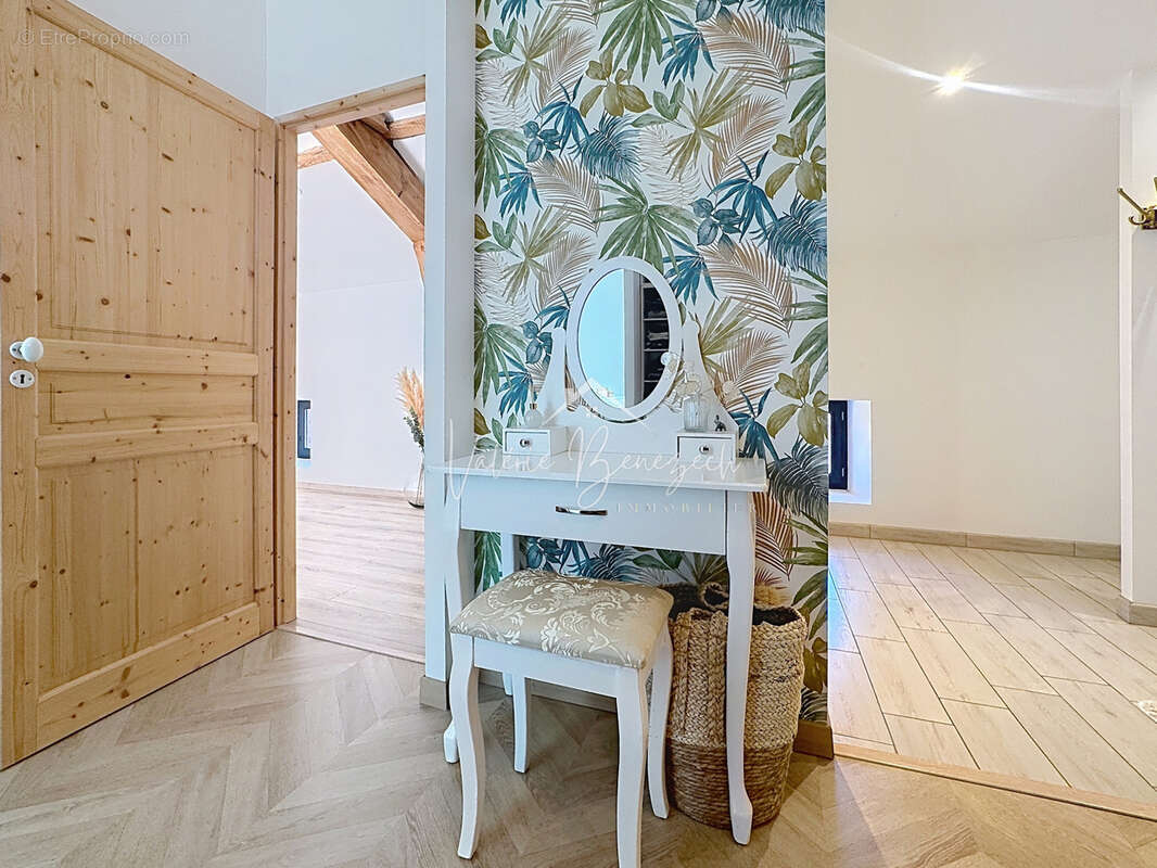 COUP DE COEUR Magnifique grange en pierres rénovée ! - photo 33