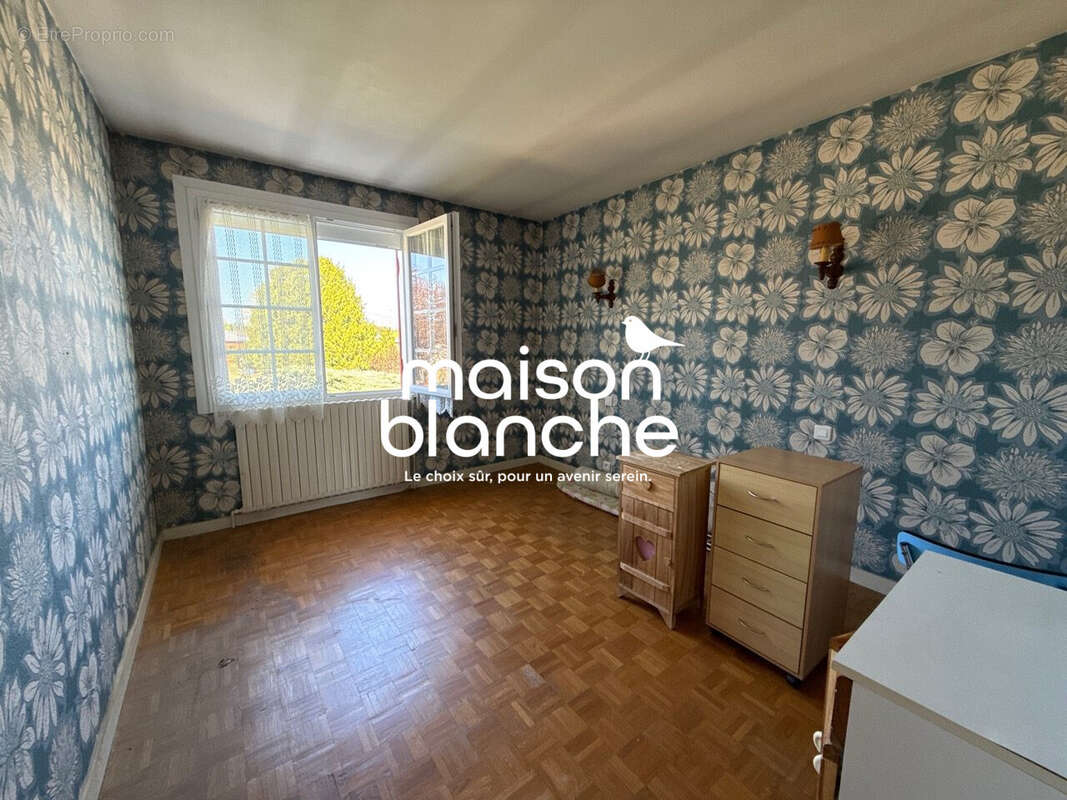 Maison à SAINT-SEURIN-SUR-L'ISLE