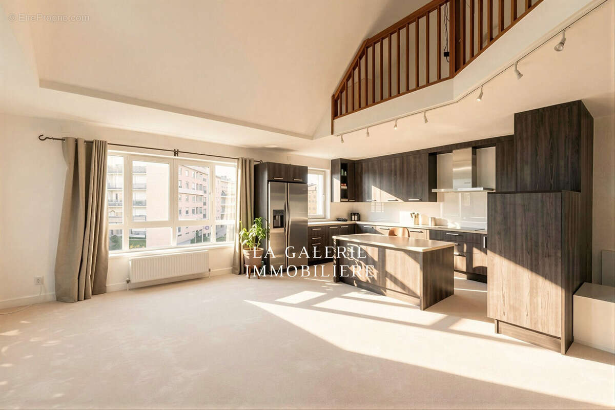 Appartement à SURESNES