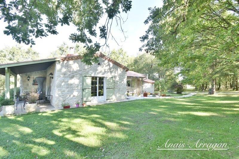 Maison à HAUTEFAGE-LA-TOUR