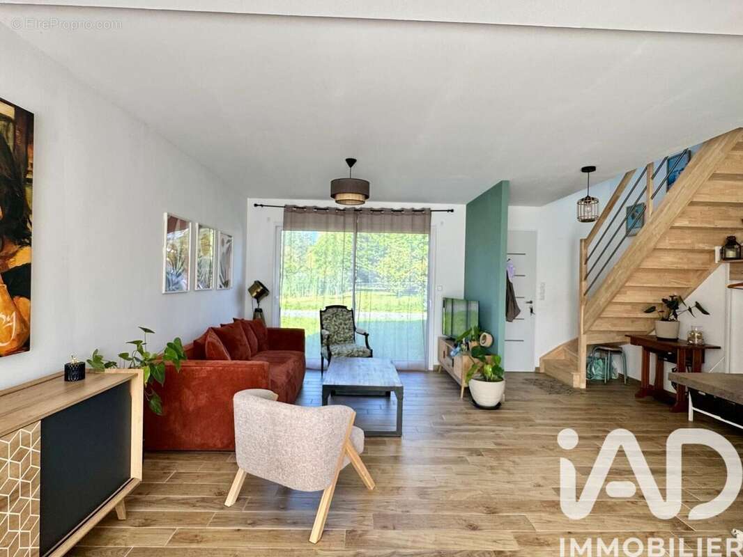 Maison 125 m² à Mazieres-De-Touraine  - photo 2