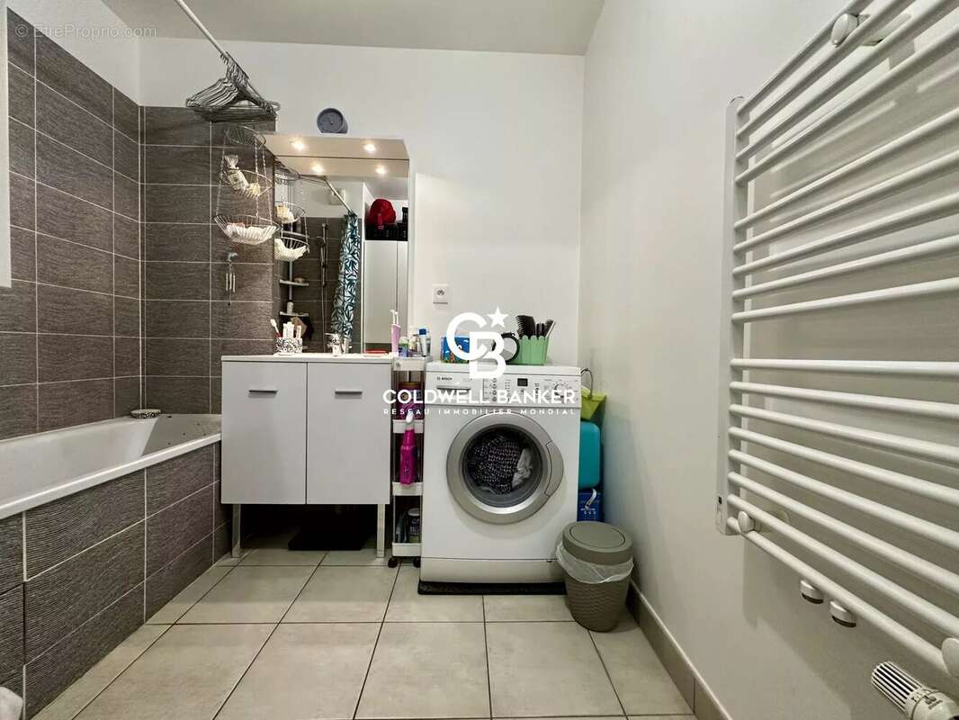 Appartement à SAINT-CYR-SUR-LOIRE