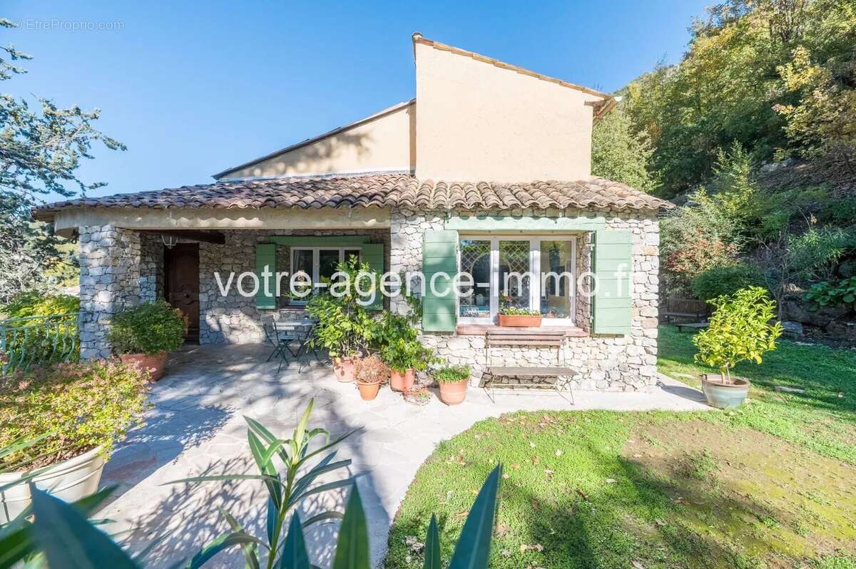 Maison à TOURRETTE-LEVENS