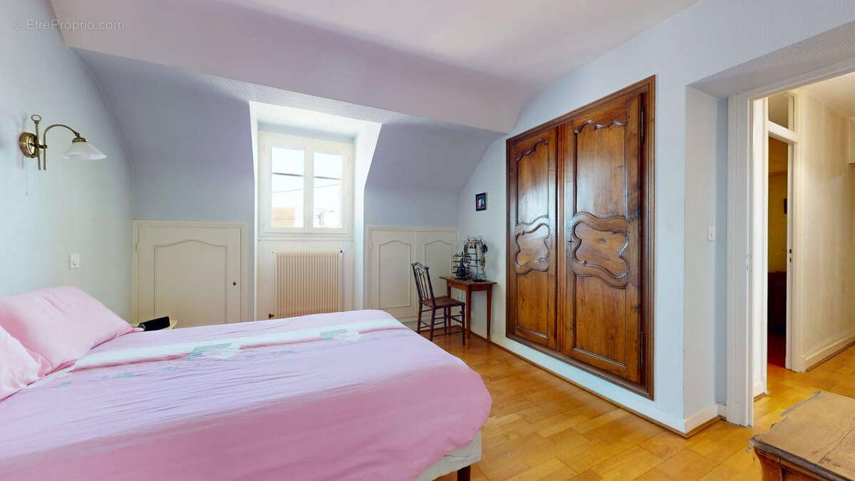 Ensemble de deux Maisons Saint Denis sur Loire 7 pièce(s) 179 m2 - photo 11