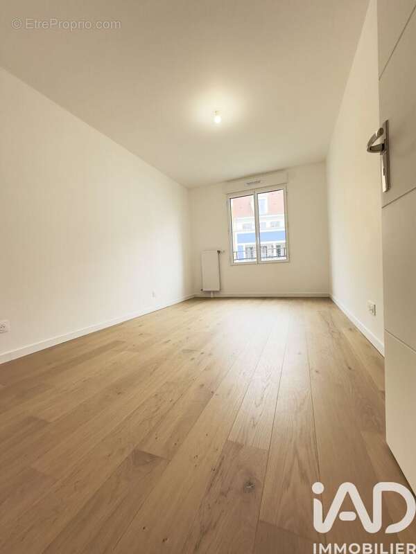 Photo 8 - Appartement à LE PLESSIS-ROBINSON