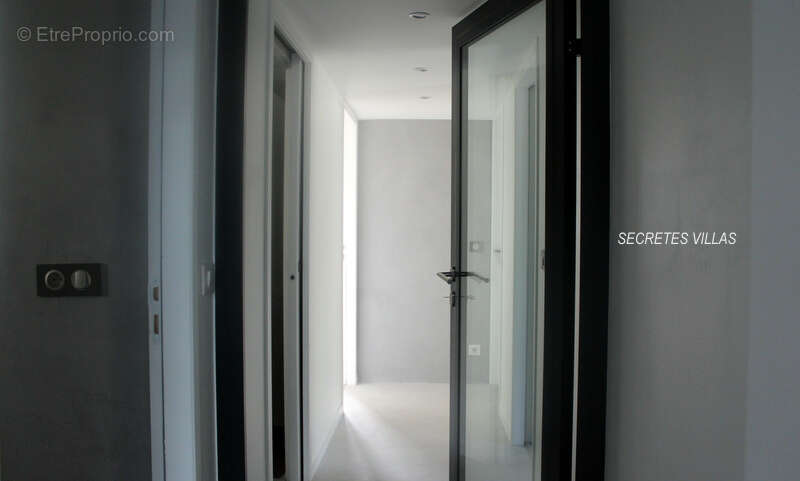 Maison à CAMBLANES-ET-MEYNAC