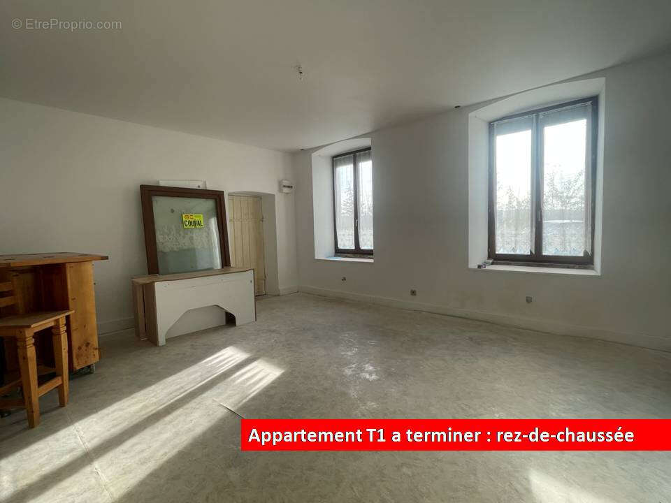 Appartement à AMBACOURT