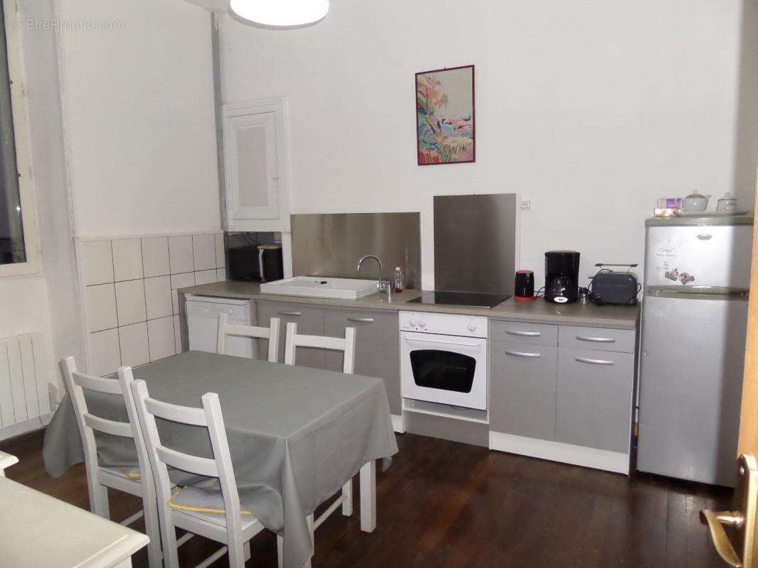 Appartement à JUMILHAC-LE-GRAND