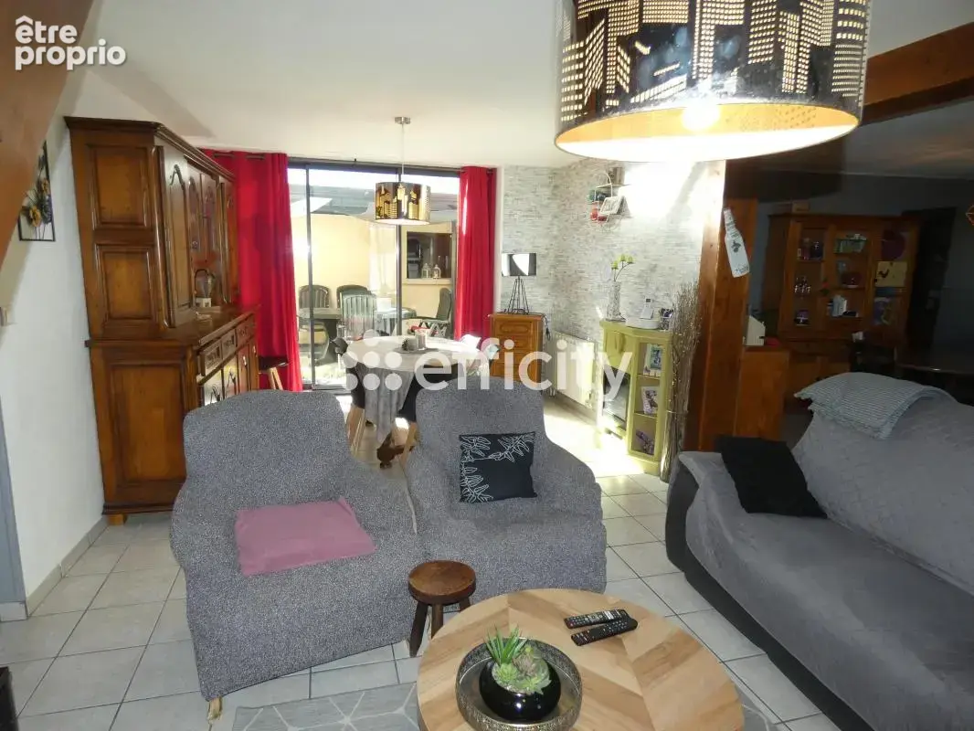Maison 4 pièces 115 m² à vendre à Gannat (03800) - photo 4