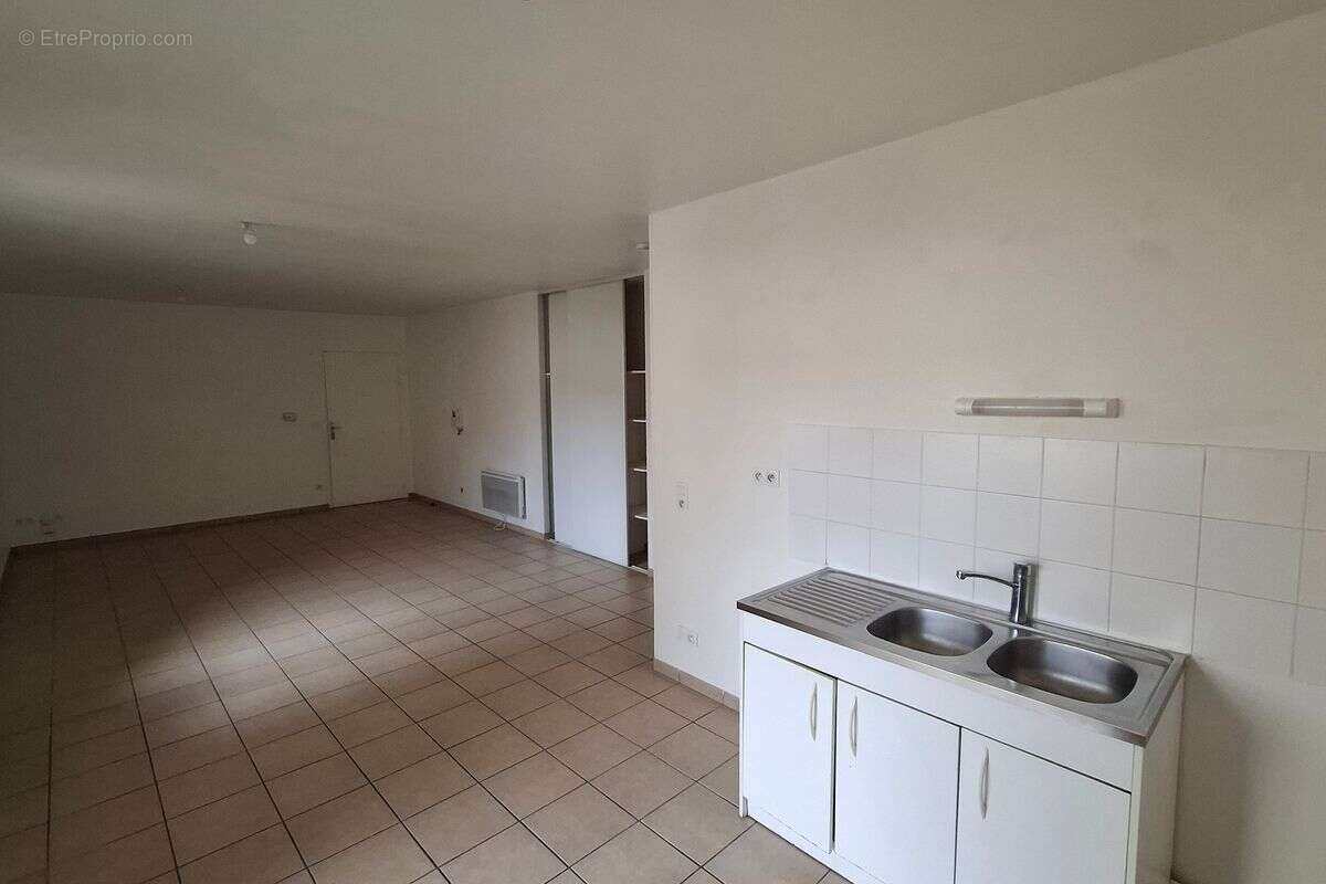 Appartement à RILLIEUX-LA-PAPE