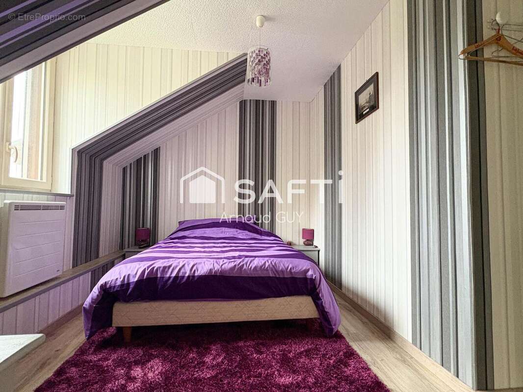 Photo 9 - Maison à VILLAINES-LA-CARELLE